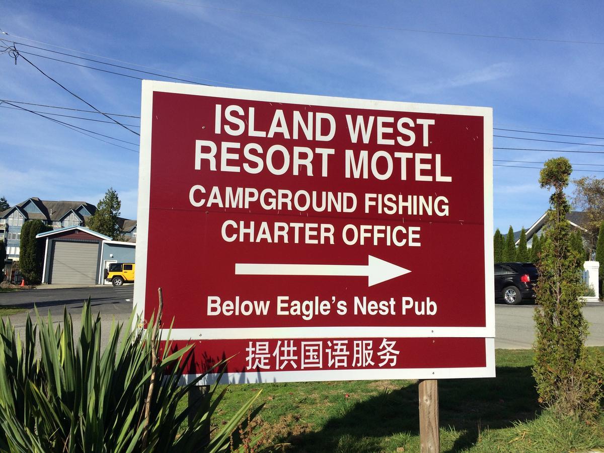 Island West Resort-Motel Ucluelet Exterior photo
