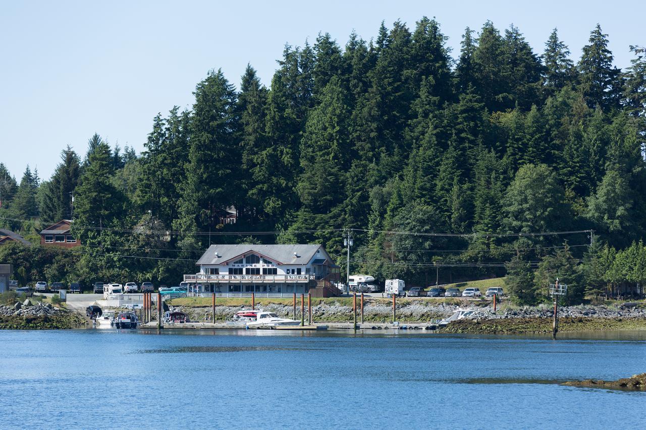 Island West Resort-Motel Ucluelet Exterior photo